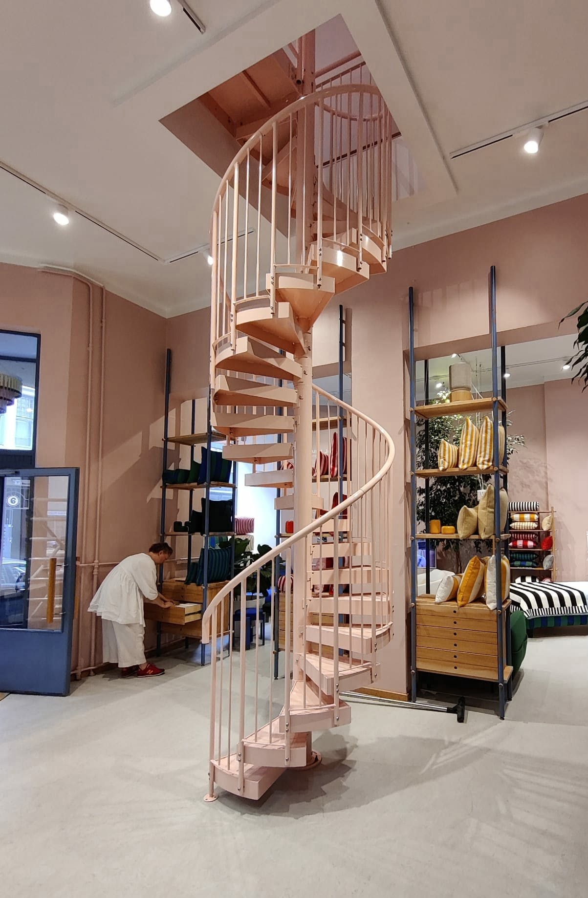 whatsapp-image-2023-09-05-at-19-25-12-1-e1699353138910